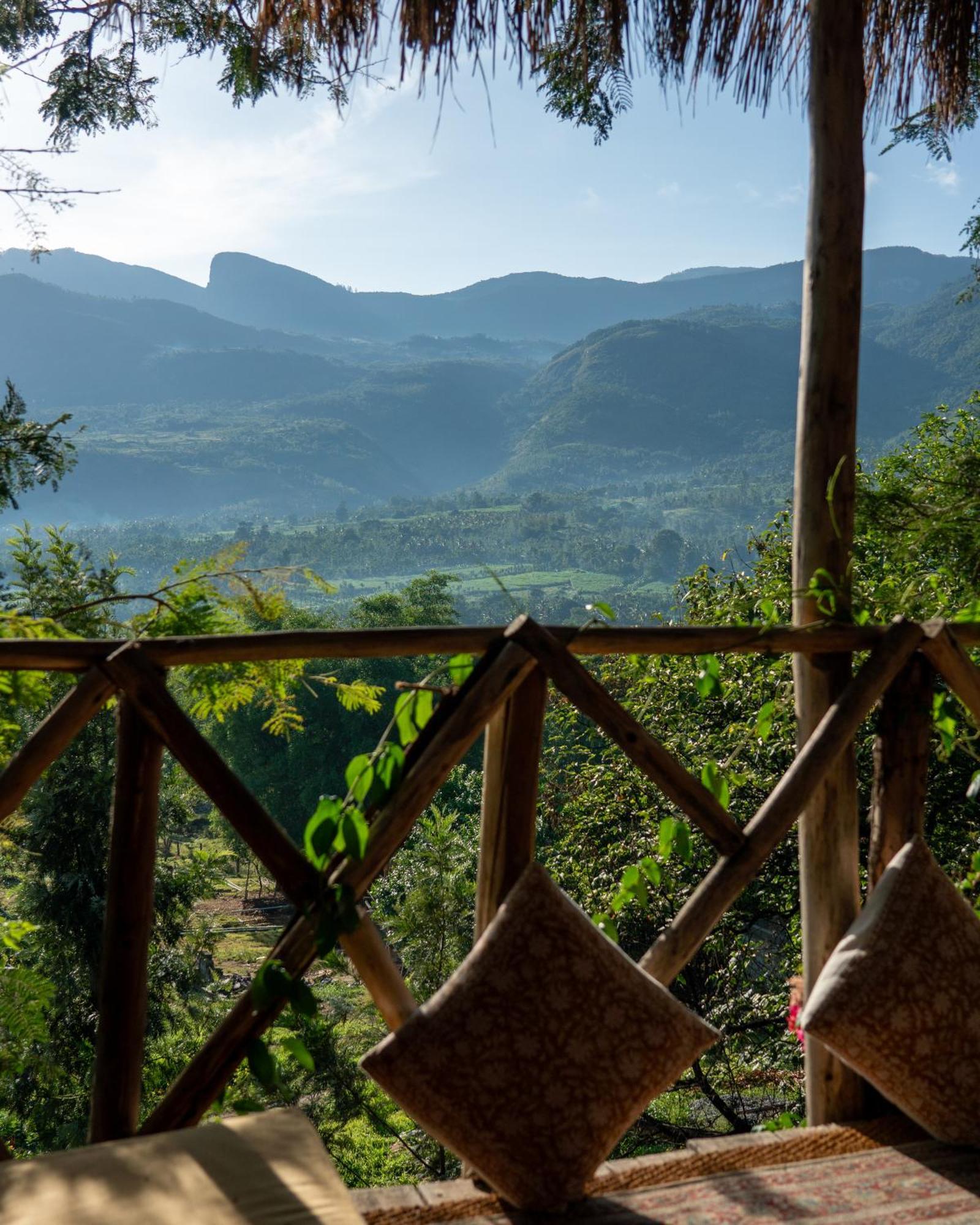 The Mudhouse Marayoor Hotel Munnar Exterior photo