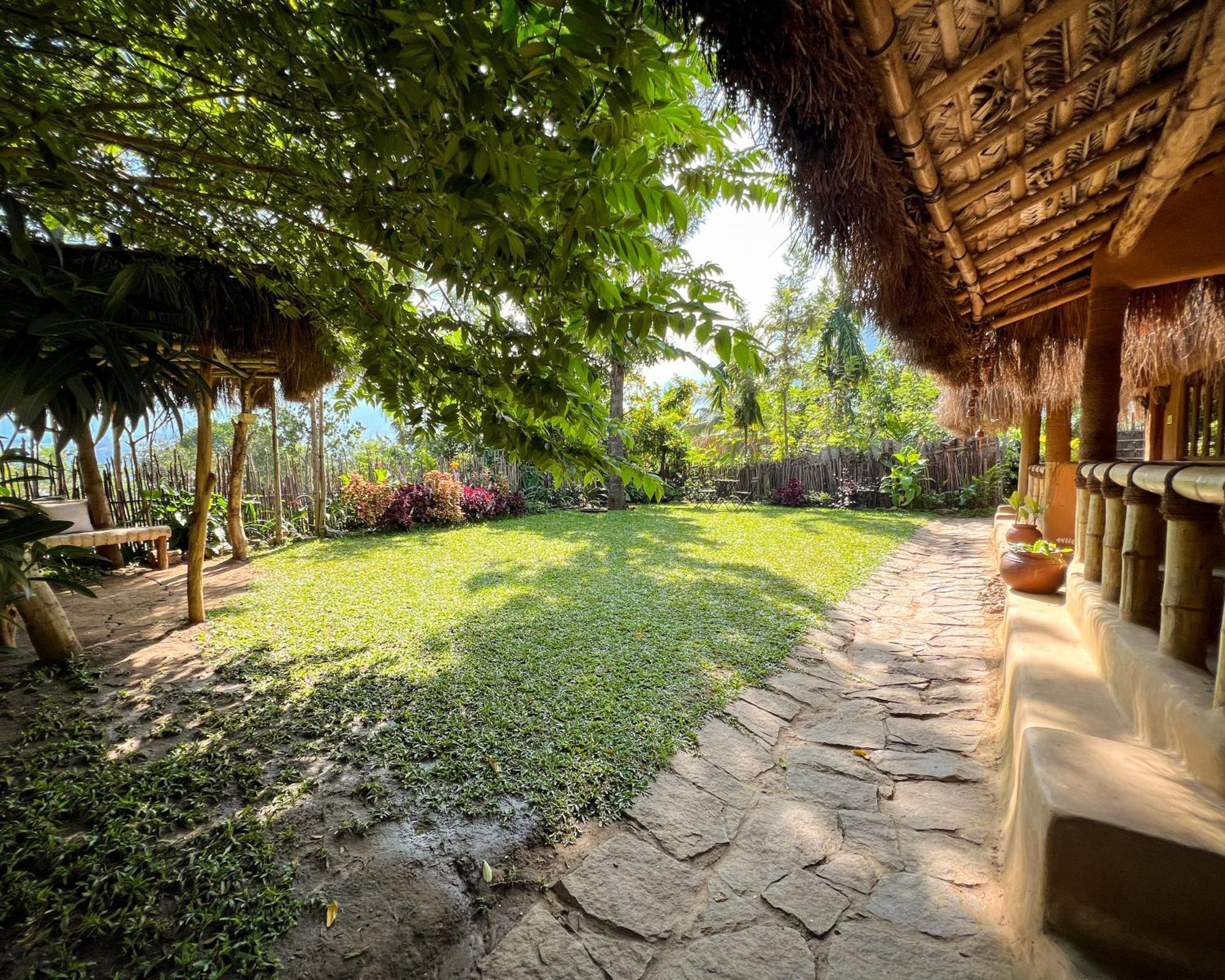 The Mudhouse Marayoor Hotel Munnar Exterior photo