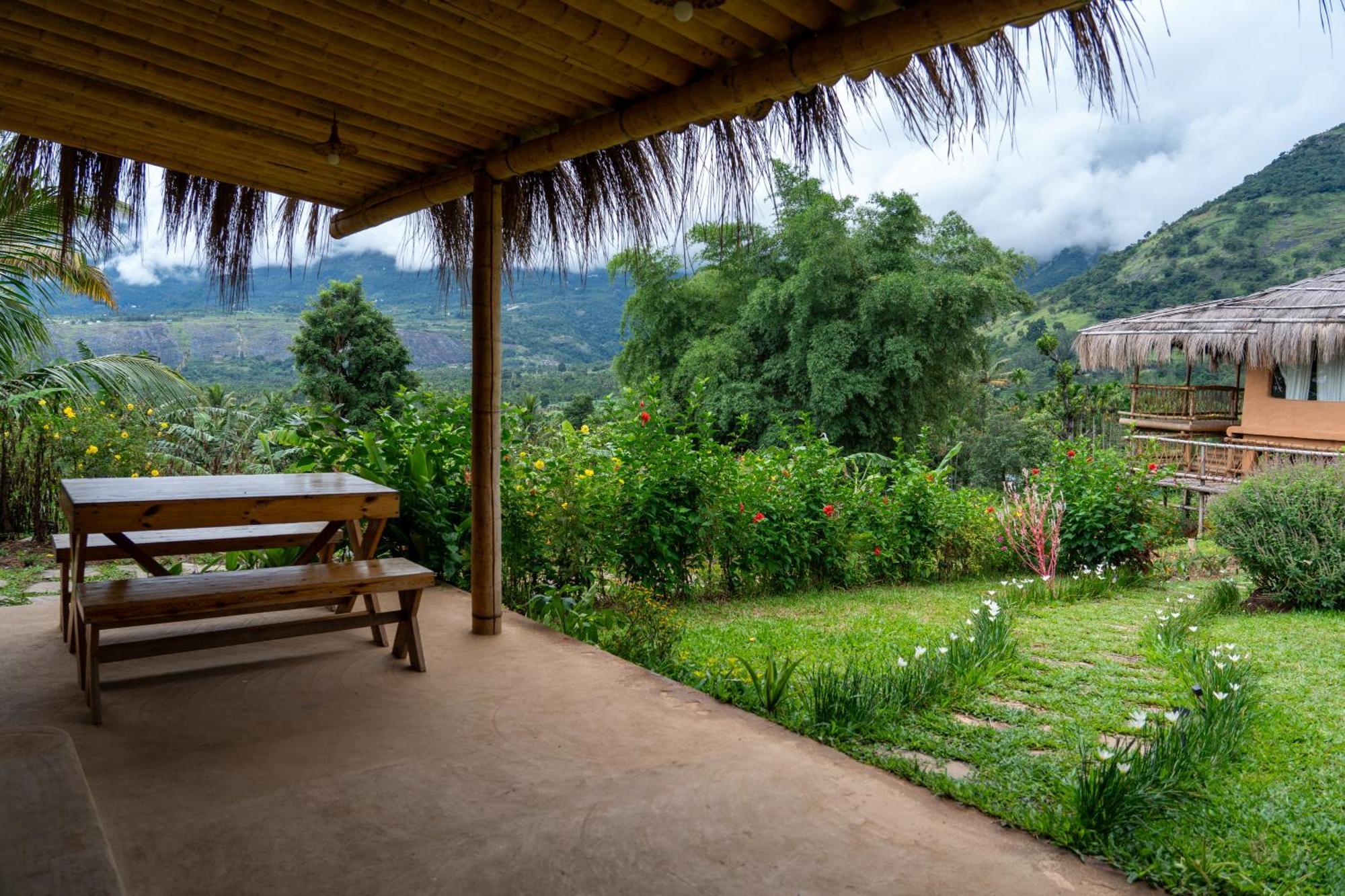 The Mudhouse Marayoor Hotel Munnar Exterior photo